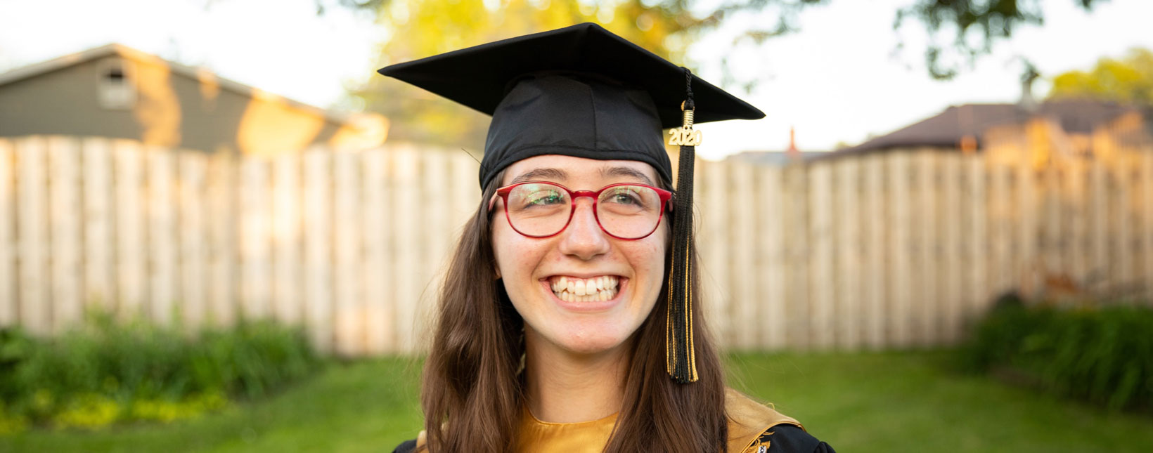 girl with graduation cap